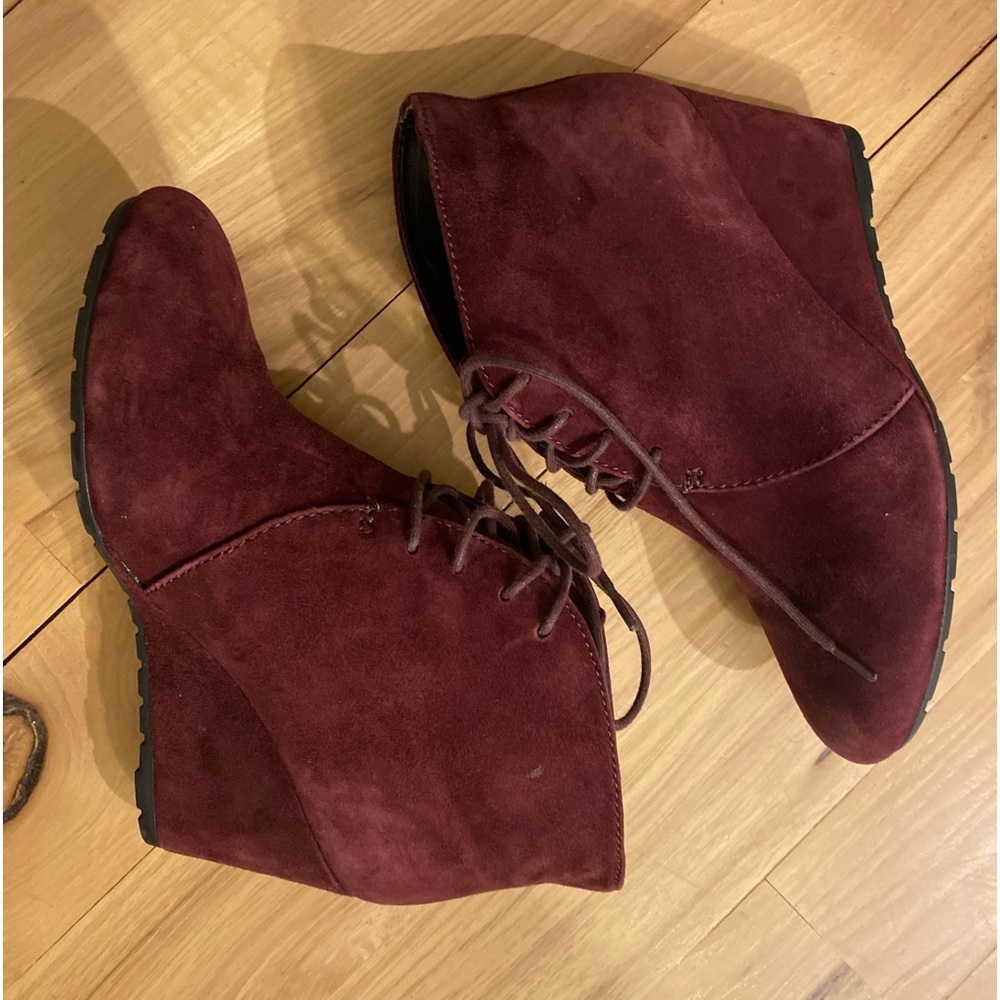 Burgundy Clarke’s Wedges